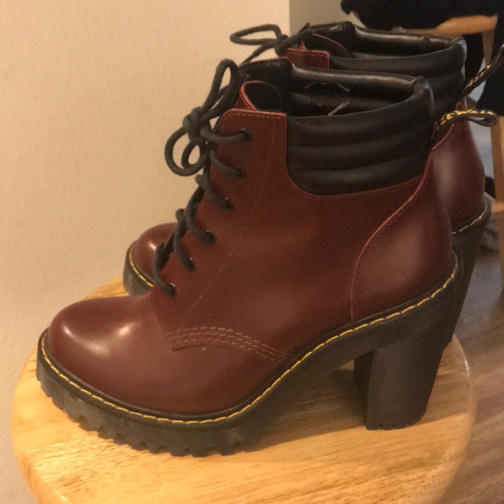 Size 8 doc martens